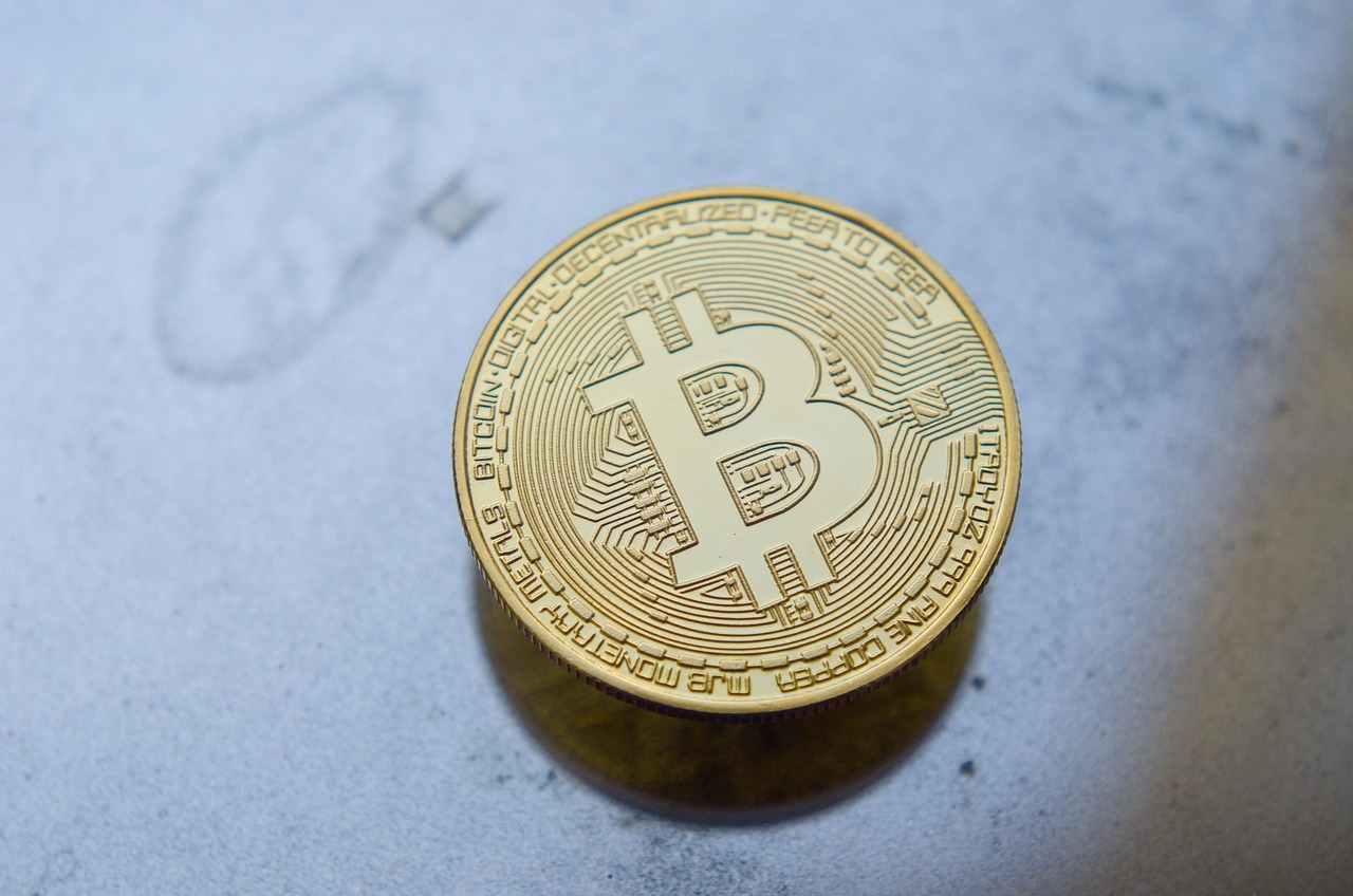普京宣布俄乌战争复活节停火30小时！比特币涨破8.5万美元